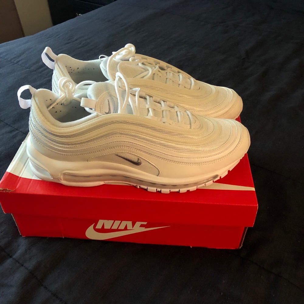 White and Grey airmax 97’s